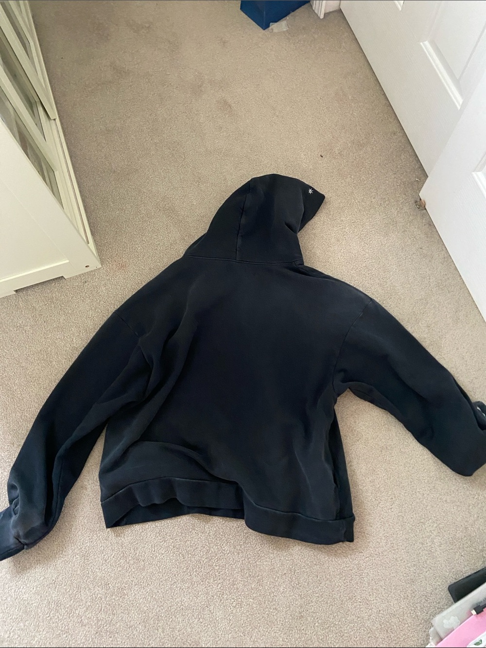 BTS Vegas Caesar’s Forum Pop Up Exclusive Hoodie size XL - Picture 5 of 6